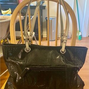 Wilsons Leather Black Snake Print Tote Handbag Shoulder Bag Great Used Condition